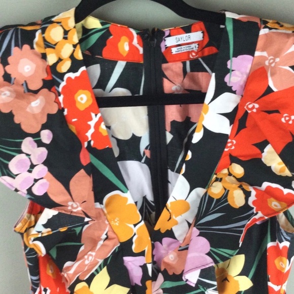 Saylor Ariah Floral Print Tiered Ruffle Tie Waist Mini Dress Size Small - Picture 5 of 12